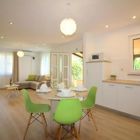 Melisa 4 By Interhome Holiday home Porec