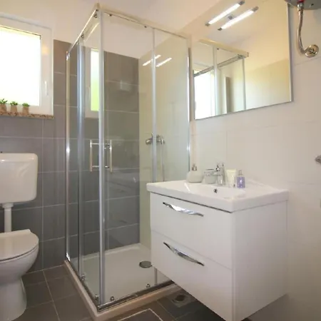 בית נופש Melisa 4 By Interhome *